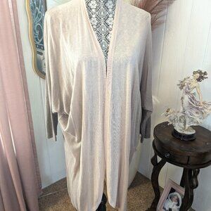 CHICO'S YEAR AROUND LIGHT KNIT SWEATER..NWOT...Size 4 Chico's... XXL